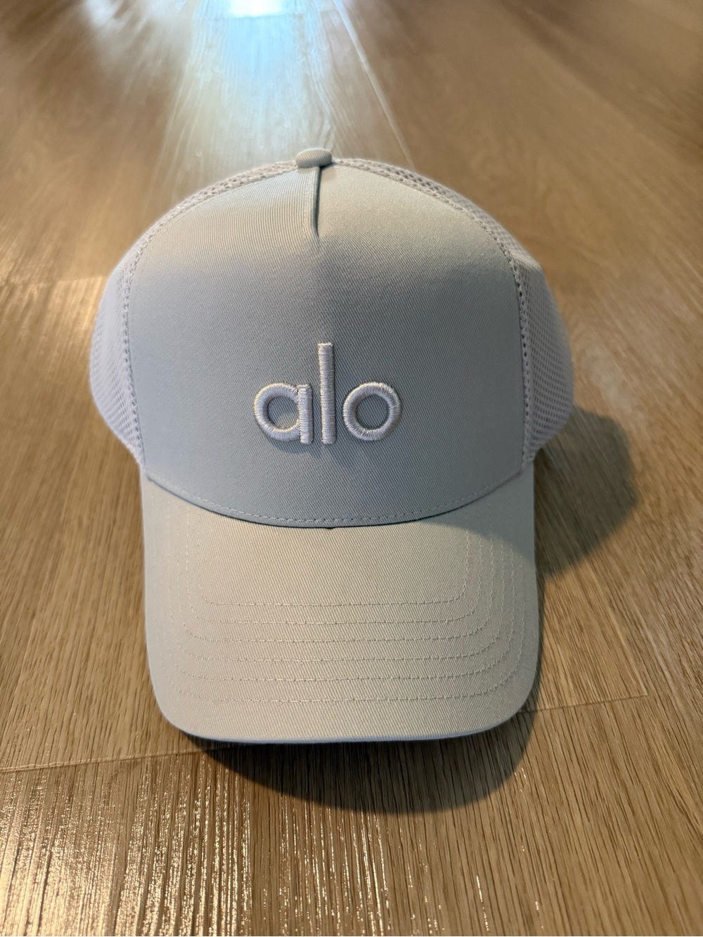 ALO Yoga Bone Mesh Trucker Hat